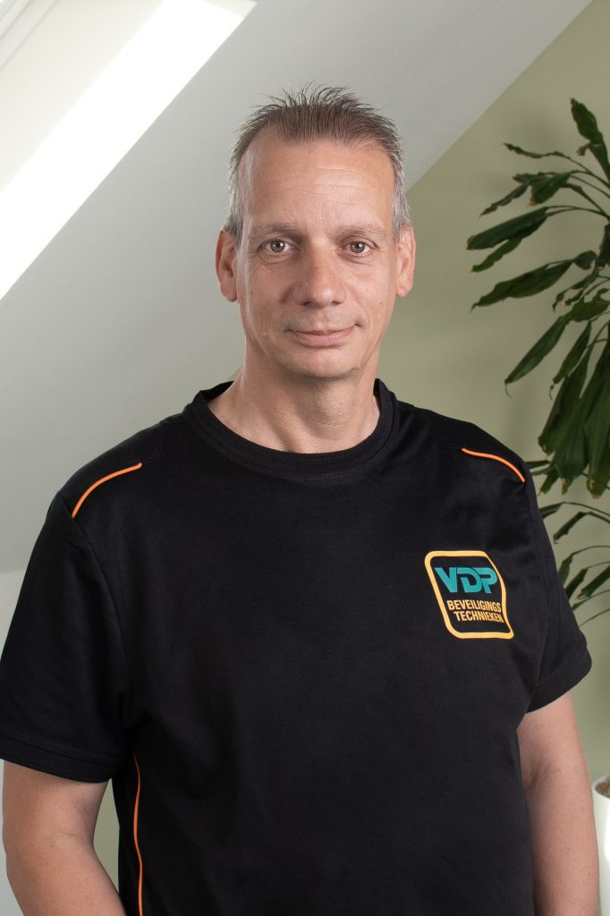 VDP - Ronald-1-682x1024